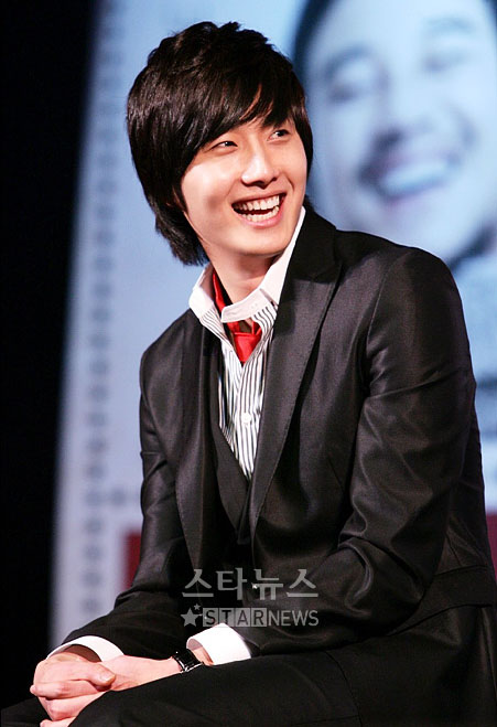 What’s on Jung Il Woo’s mind?