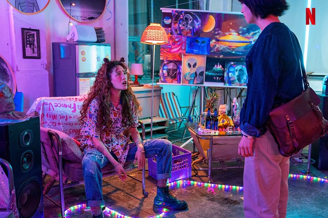 Jeon Yeobin and Nana uncover a UFO mystery in Netflix's Glitch