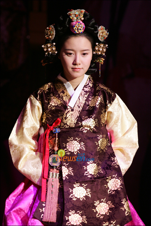 Modernizing the hanbok » Dramabeans Korean drama recaps