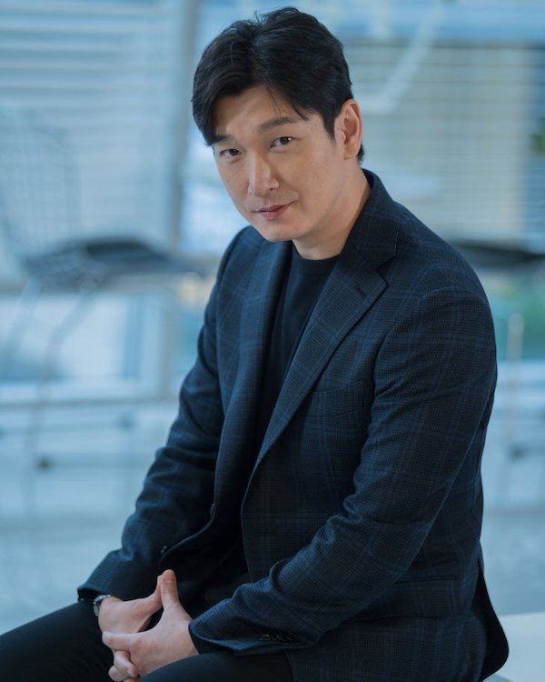 Jo Seung-woo confirms second season of Forest of Secrets