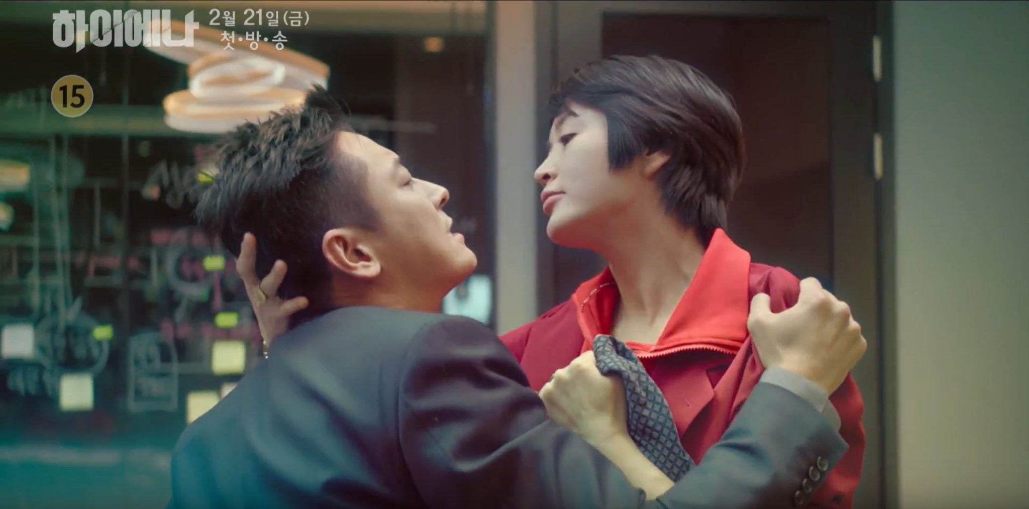 fighting-kicks-into-high-gear-in-new-promos-for-sbs-s-hyena