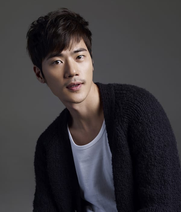 Kim Kang-woo courted for JTBC drama with Su Ae