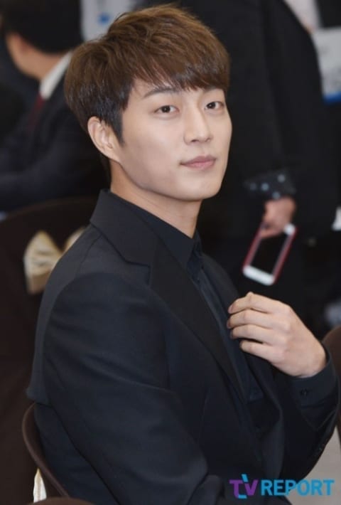 Yoon Doo-joon signs up for first drama after military service, with Kwak Do-won