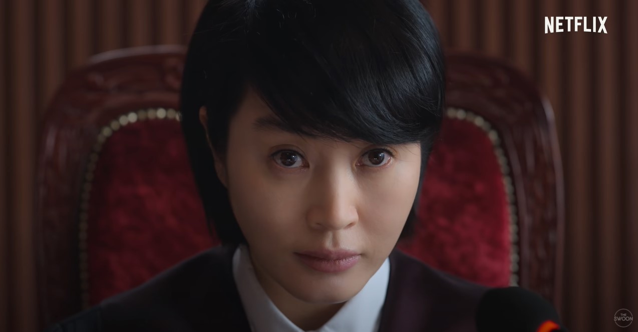 Judge Kim Hye-soo commands the courtroom in Netflix’s Juvenile Justice