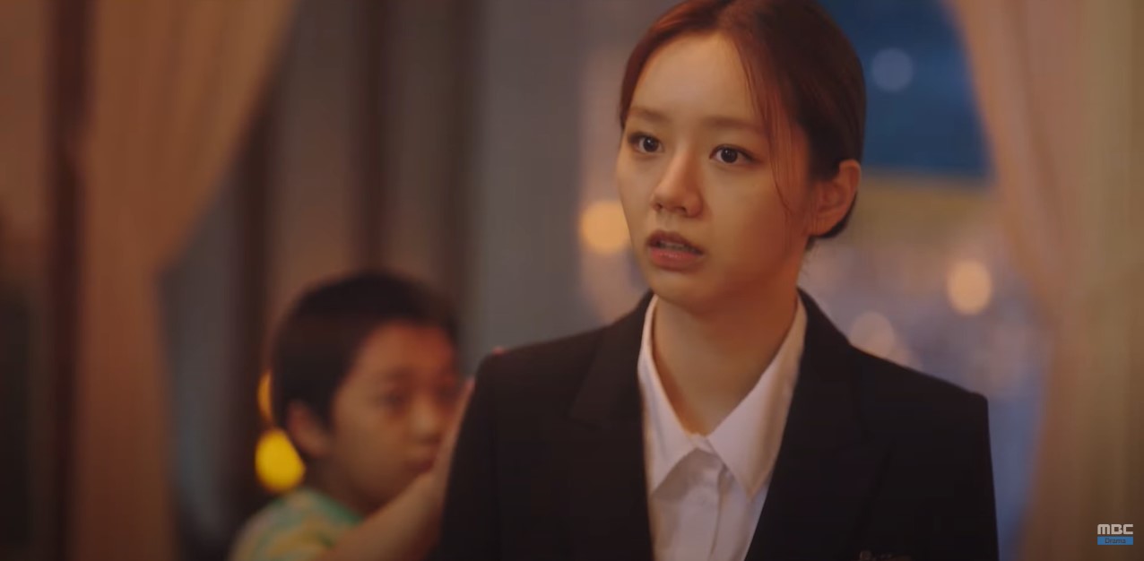 Hyeri offers her special funeral services in MBC's May I Help You